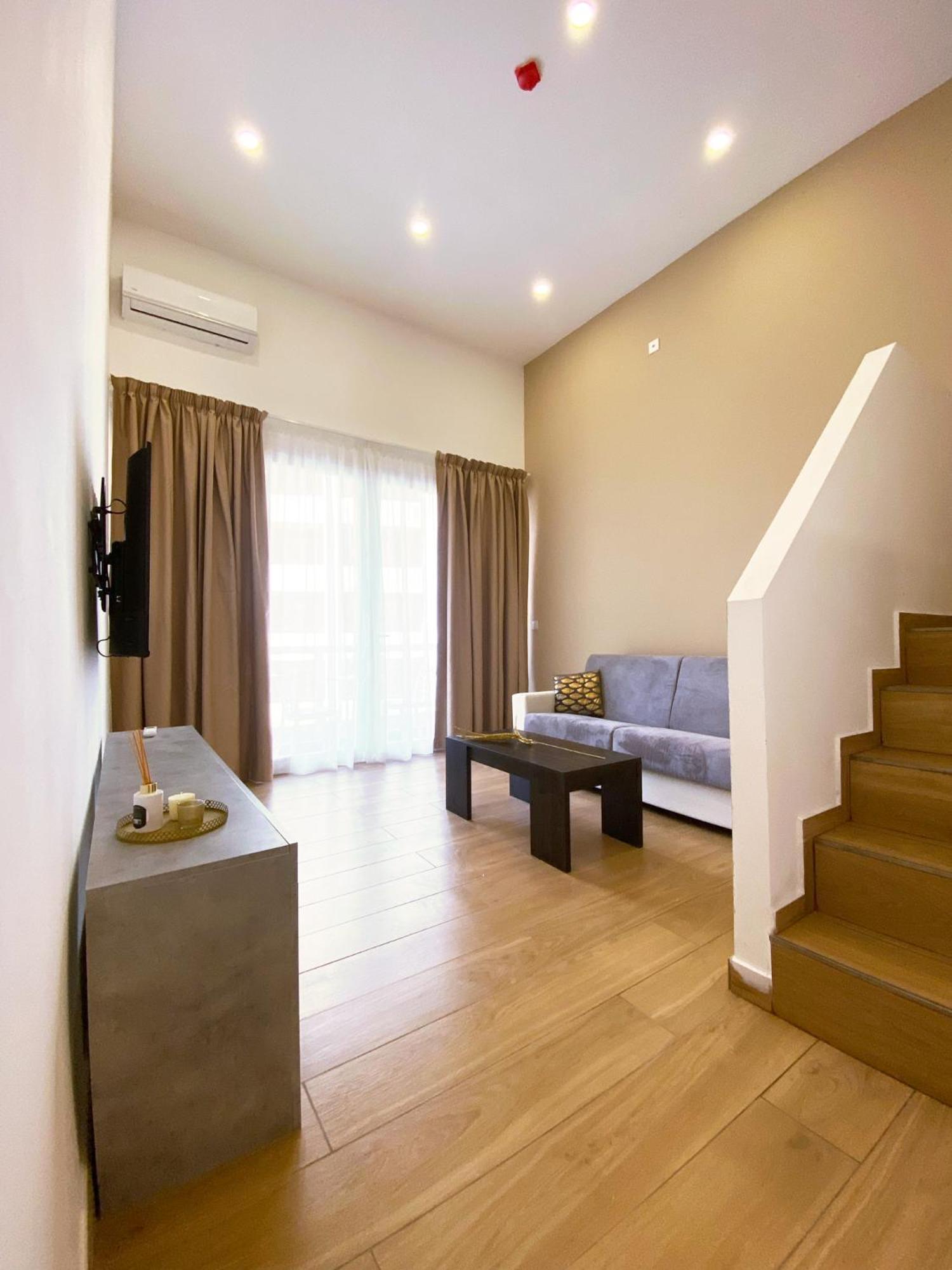 Miami Apartment *