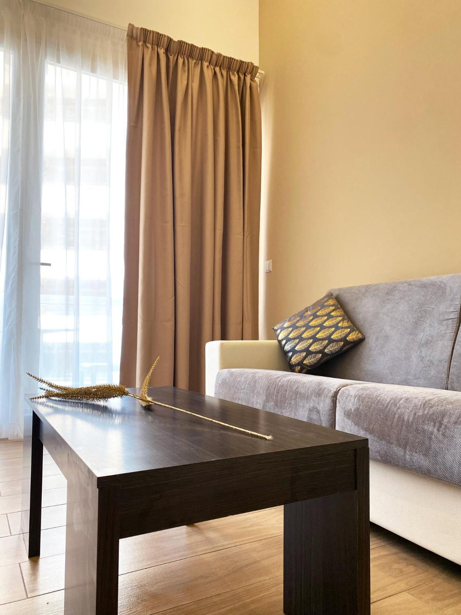 Miami Apartment *