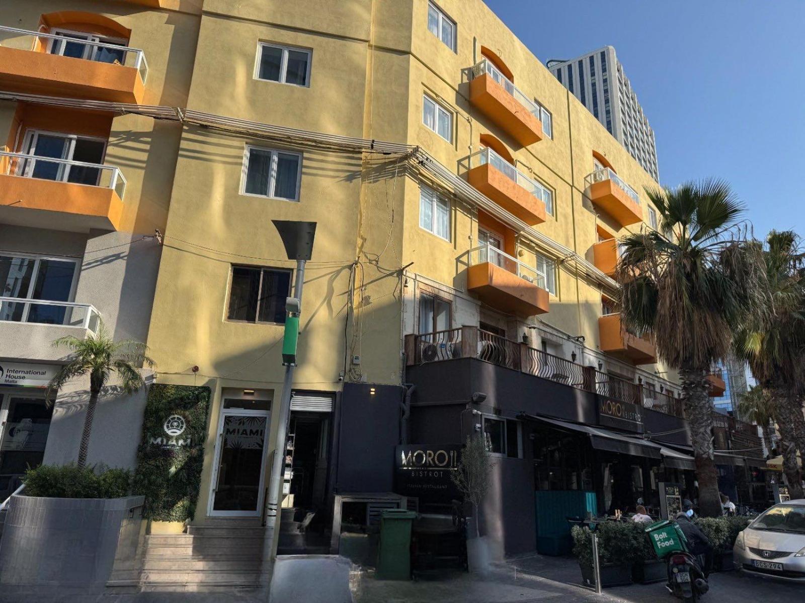 Miami * Saint Julian's